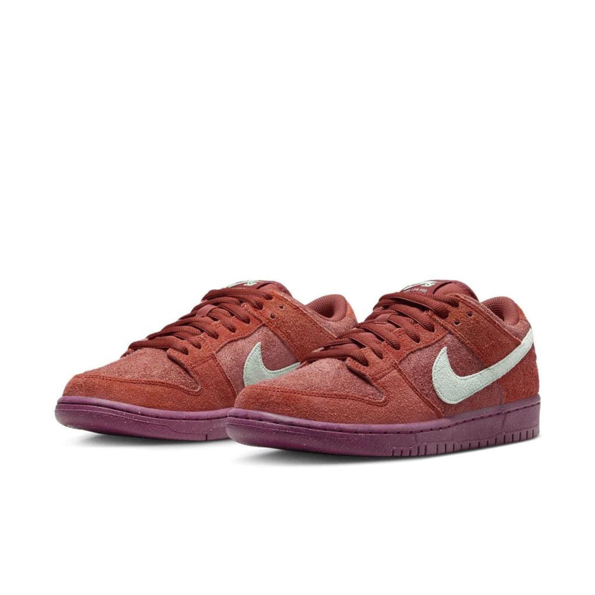 Dunk Low Sb Mystic Red